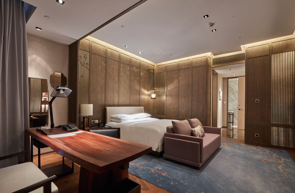 Park Hyatt Hangzhou uses the ELANA series and ELANA PRO series downlights provided by WAC Lighting, a responsible lighting expert from the United States, to create a low-key luxury feel consistent with its positioning. Guest room